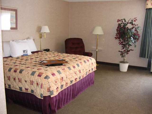 Holiday Inn Express Painted Post By Ihg Room photo
